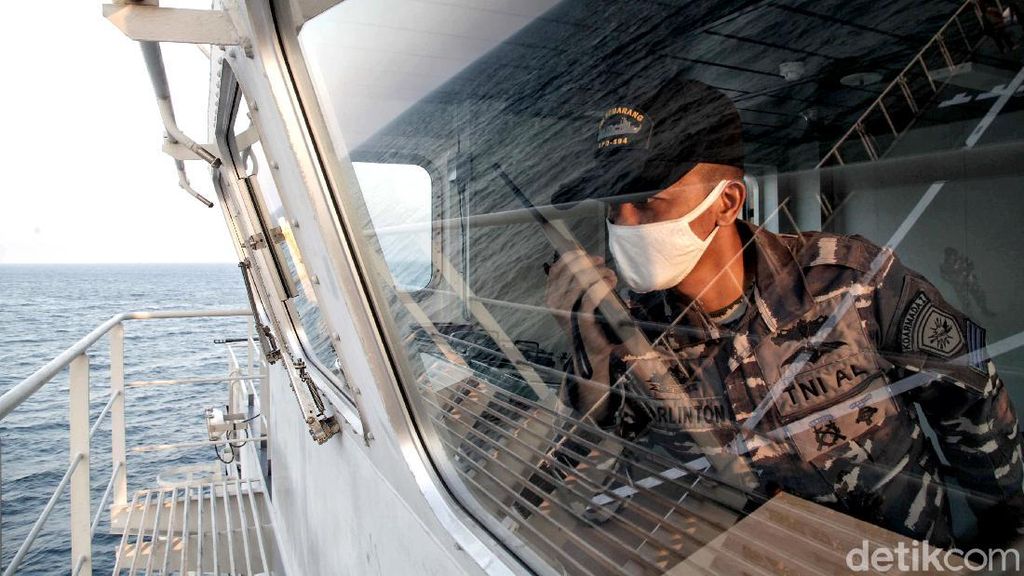 Aksi TNI AL Saat Latihan Menjaga Wilayah Maritim NKRI Aksi TNI AL Saat Latihan Menjaga Wilayah Maritim NKRI