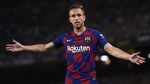 5 Penjualan Pemain Termahal Barcelona, Luis Figo Masuk