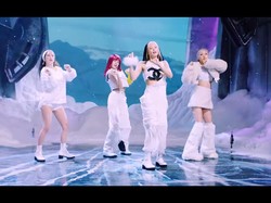 BLACKPINK akan Kolaborasi dengan Sosok Misterius di Lagu Terbaru