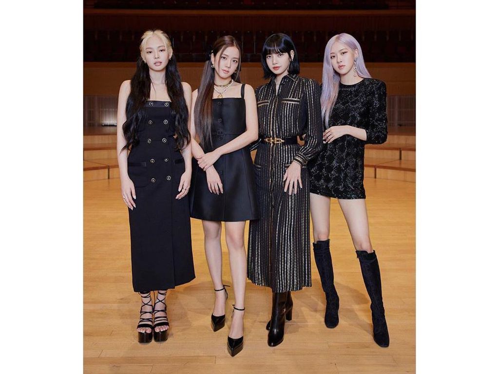 4 Pekerjaan Impian BLACKPINK Sebelum Jadi Artis K-Pop 4 Pekerjaan Impian BLACKPINK Sebelum Jadi Artis K-Pop