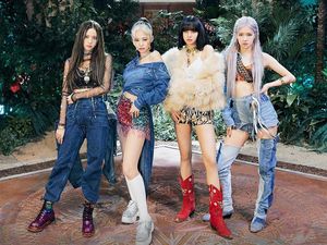 Confirmed! BLACKPINK dan Selena Gomez Kolaborasi di Lagu Terbaru Confirmed! BLACKPINK dan Selena Gomez Kolaborasi di Lagu Terbaru