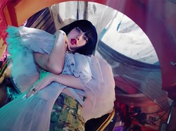 MV BLACKPINK Dikritik karena Pajang Dewa Ganesha di Belakang Lisa