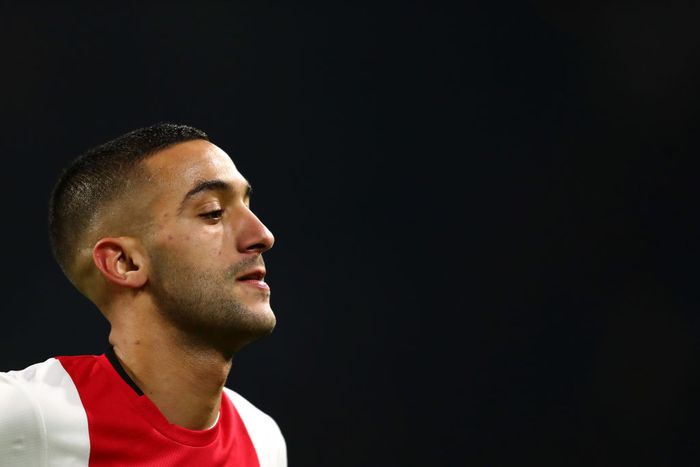 Hakim Ziyech AMSTERDAM, NETHERLANDS - DECEMBER 10: Hakim Ziyech of Ajax in action during the UEFA Champions League group H match between AFC Ajax and Valencia CF at Amsterdam Arena on December 10, 2019 in Amsterdam, Netherlands. (Photo by Dean Mouhtaropoulos/Getty Images)