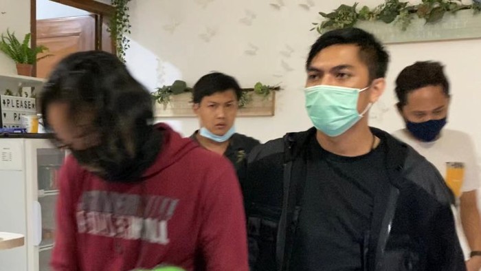 Ini Sosok Kru Production House Pemasok Sabu ke Artis Ridho Ilahi