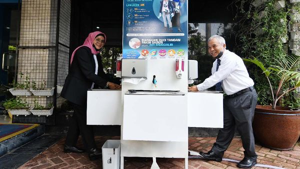 Ini Wastafel Portable yang Ada di Kemenkeu