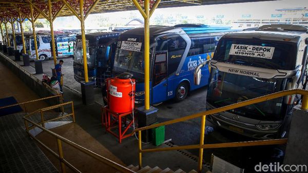 Begini Aktivitas di Terminal Jatijajar Depok Saat New Normal