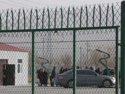 China Hukum Mati 2 Eks Pejabat Uighur, ISIS Culik 19 Orang di Suriah