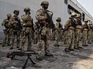 Gagahnya Kopaska Bersiap Lakukan Latihan Perang Laut Khusus