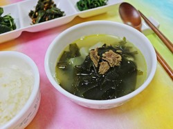 5 Makanan Korea untuk Perayaan Ulang Tahun hingga Kematian