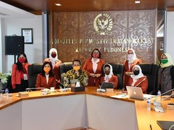 Imbas COVID-19, 30% Perempuan Kena PHK dan KDRT Meningkat hingga 80%