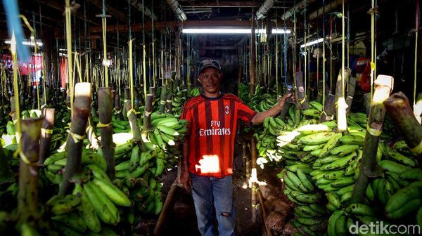 Omzet Pedagang Pasar Kemiri Muka Turun Drastis