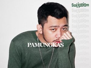 Album Solipsm Pamungkas: Kisah Pribadi dan Gugurnya Mitos Album Kedua Album Solipsm Pamungkas: Kisah Pribadi dan Gugurnya Mitos Album Kedua