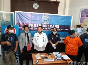 Mahasiswa di Kediri Ditangkap Karena Berpaling ke Ganja Saat Depresi