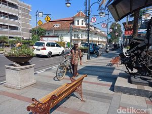 PSBB Bandung Usai, Warga Mulai Kunjungi Jalan Asia Afrika