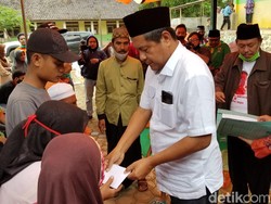 UMKM di Jember Dapat Bantuan Modal Usaha untuk Bertahan di New Normal