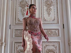 Heboh Agnez Mo Lamaran Usai Unggah Foto dengan Cheongsam, Ini Faktanya Heboh Agnez Mo Lamaran Usai Unggah Foto dengan Cheongsam, Ini Faktanya