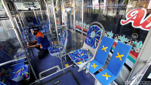 Begini Lho Penerapan Protokol Kesehatan di dalam Bus
