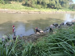Duar..! Bom Ikan Meledak, Pergelangan Tangan Warga Blitar Ini Putus