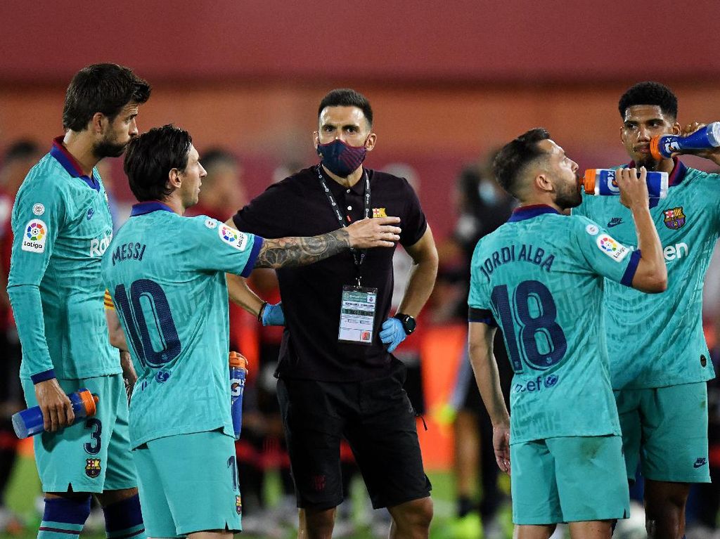 Eder Sarabia: Dulu Puji Ronaldo, Kini Dicuekin Messi Eder Sarabia: Dulu Puji Ronaldo, Kini Dicuekin Messi