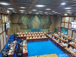 Terlibat Debat Panas, Dirut Holding Tambang Diusir dari Rapat DPR