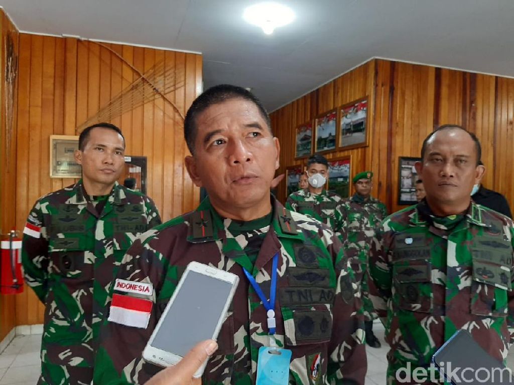 Kunjungi Kodim Mimika Jelang 1 Juli, Danrem Merauke Tekankan Soliditas Anggota Kunjungi Kodim Mimika Jelang 1 Juli, Danrem Merauke Tekankan Soliditas Anggota