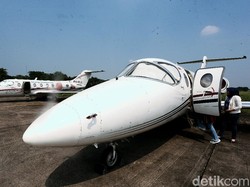 Mengintip Pesawat Jet Pribadi di Bandara Halim