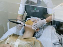 Seperti Ini Facial di Klinik Kecantikan di Era New Normal