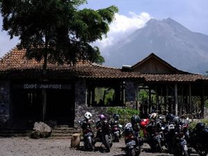 Kopi Merapi Bukan Kedai Kopi Biasa