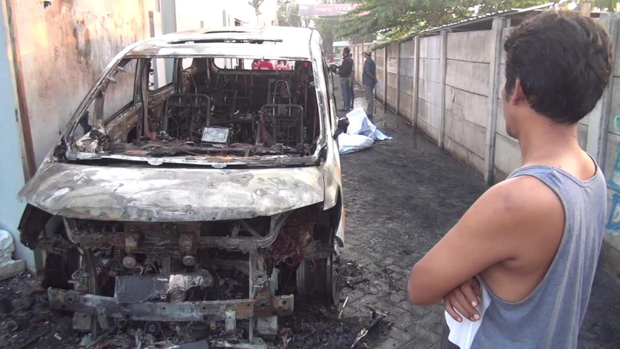 5 Fakta Mobil  Mewah  Via  Vallen  Dibakar Orang Terduga 
