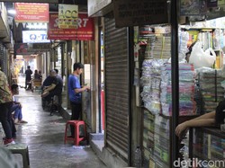 Pasar Buku Palasari Bandung Kembali Bergeliat di Era New Normal