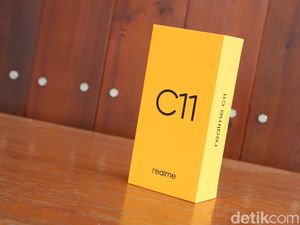 Unboxing Realme C11, Ponsel Rp 1,6 Juta Punya Kamera Mirip Pixel 4 Unboxing Realme C11, Ponsel Rp 1,6 Juta Punya Kamera Mirip Pixel 4