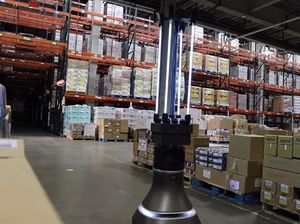 Robot Bersenjata Sinar UV Ditugaskan Bunuh Virus Corona