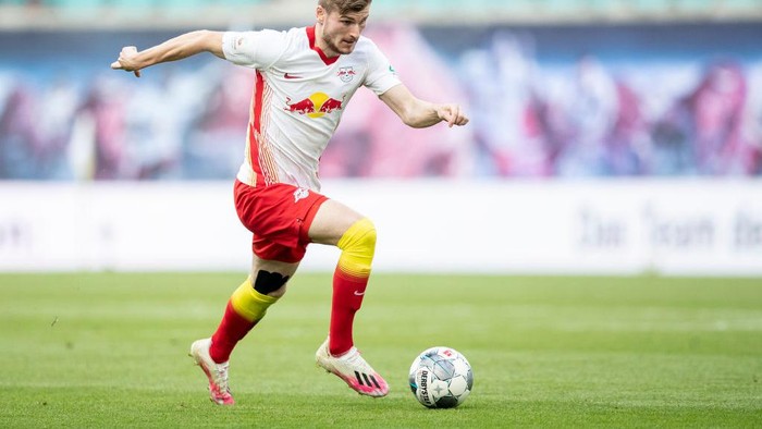 AUGSBURG, GERMANY - JUNE 27: Timo Werner of Leipzig looks on during the Bundesliga match between FC Augsburg and RB Leipzig at WWK-Arena on June 27, 2020 in Augsburg, Germany. (Photo by Alexander Hassenstein/Getty Images)