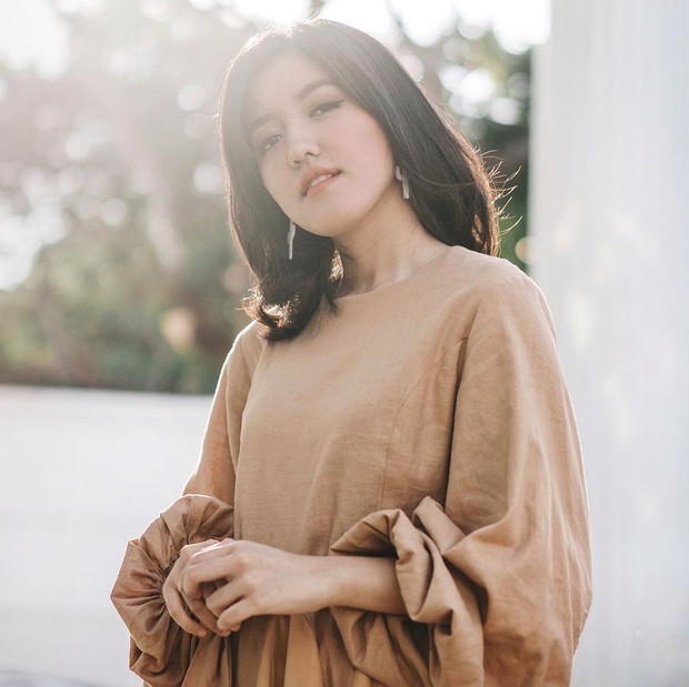 Penyanyi Ify Alyssa yang sedang menyiapkan albumnya