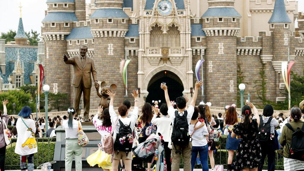 Asyik! Disneyland Tokyo Kembali Dibuka Lho Hari Ini