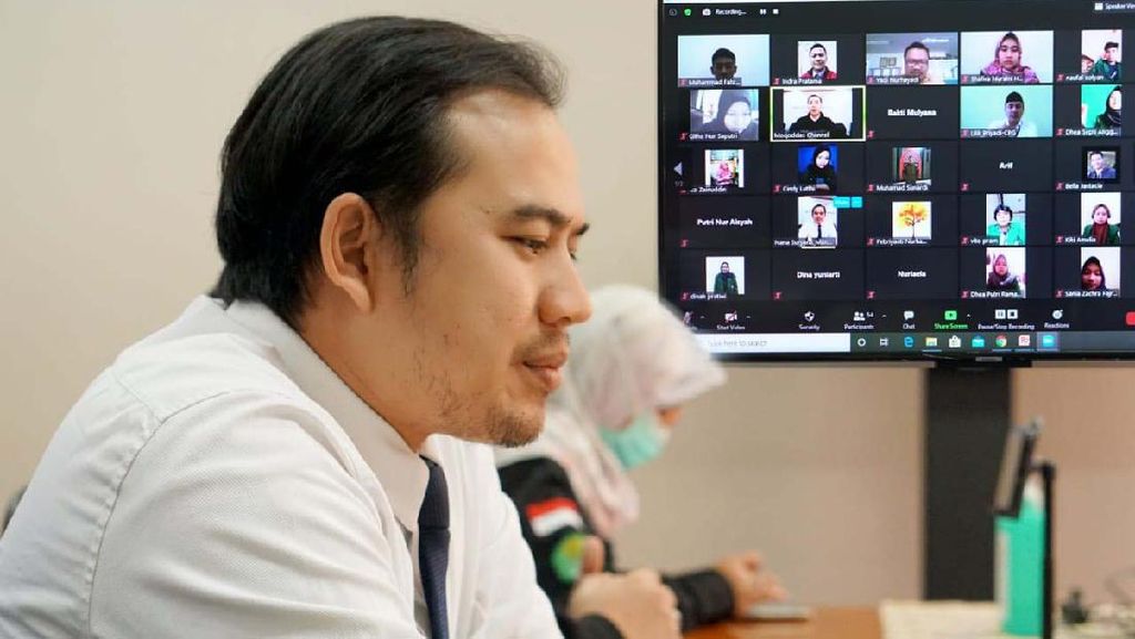 Belajar Literasi Perbankan Syariah Secara Virtual Belajar Literasi Perbankan Syariah Secara Virtual
