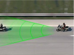 Motor BMW Bakal Dilengkapi Radar untuk Kendalikan Cruise Control