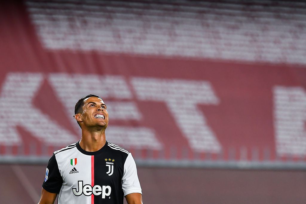 GENOA, ITALY - JUNE 30: Cristiano Ronaldo of Juventus reacts with disappointment during the Serie A match between Genoa CFC and Juventus FC at Stadio Luigi Ferraris on June 30, 2020 in Genoa, Italy. (Photo by Paolo Rattini/Getty Images)