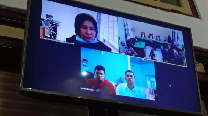 Ekspresi Zuraida saat dengan vonis mati (Ahmad Arfah-detikcom)