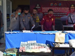 Pengedar Ekstasi di Palu Ditangkap, 2.870 Butir Siap Edar-Rp 855 Juta Diamankan