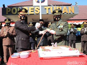 Kejutan TNI untuk Polisi Pada Hari Bhayangkara di Tuban