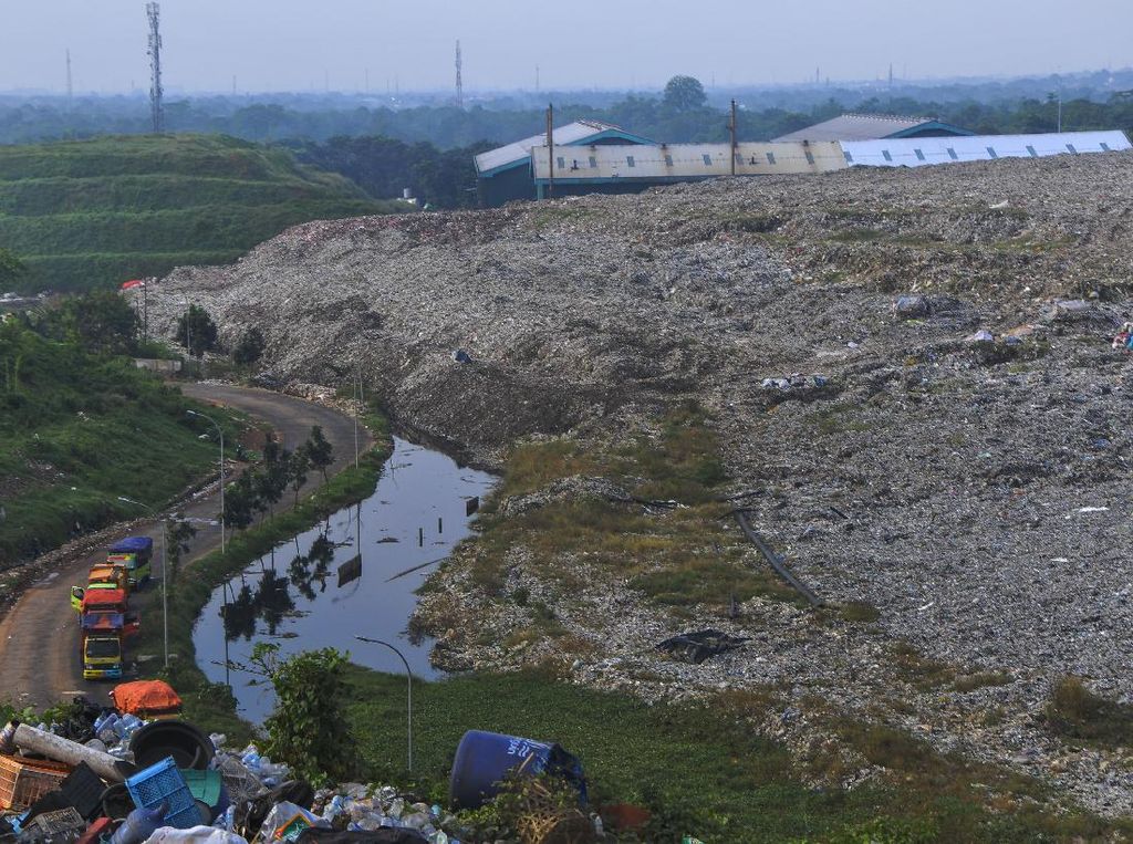 Akhirnya! Ribuan Ton Sampah di Bantargebang Diolah Jadi Bahan Bakar Akhirnya! Ribuan Ton Sampah di Bantargebang Diolah Jadi Bahan Bakar