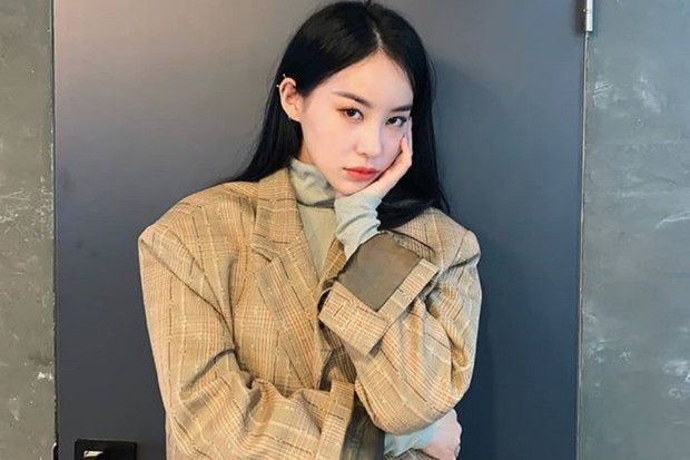 Kang Gyeongwon atau Kang Kyung Won saat debut sebagai Kyungwon HINAPIA