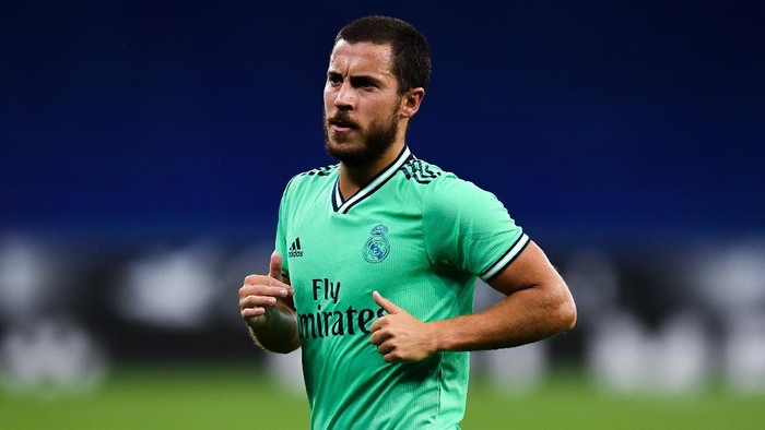 BARCELONA, SPAIN - JUNE 28: Eden Hazard of Real Madrid CF looks on during the Liga match between RCD Espanyol and Real Madrid CF at RCDE Stadium on June 28, 2020 in Barcelona, Spain. (Photo by David Ramos/Getty Images)