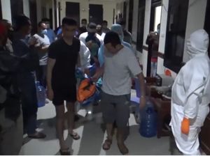 WN Afganistan di Makassar Tewas Gantung Diri di Toilet Kamar WN Afganistan di Makassar Tewas Gantung Diri di Toilet Kamar