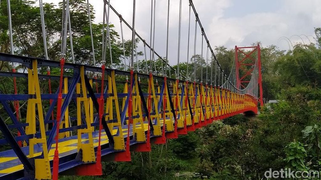 Jembatan Jokowi yang Ngehits di Magelang