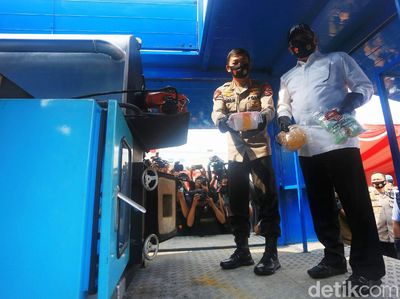 Kapolri Bareng Ketua MPR Musnahkan 1,2 Ton Sabu