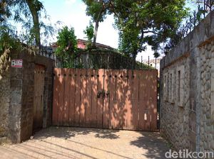 Menengok Rumah Laudya Cynthia Bella yang Dijual Menengok Rumah Laudya Cynthia Bella yang Dijual