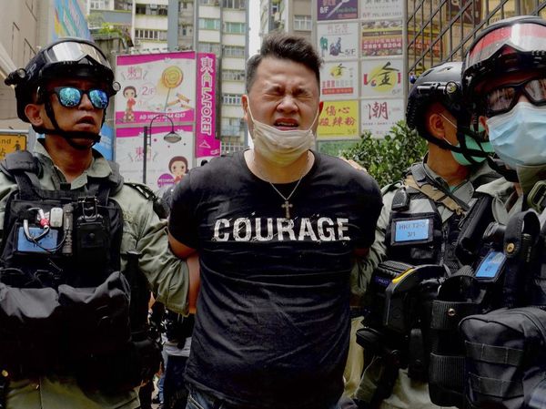 Polisi Hong Kong Tangkap 180 Orang