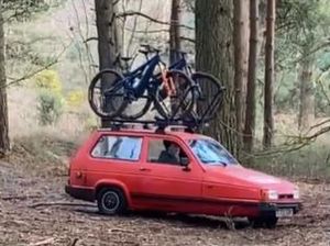 Mobil Roda Tiga Musuhnya Mr Bean Nggak Gampang Nyungsep Mobil Roda Tiga Musuhnya Mr Bean Nggak Gampang Nyungsep